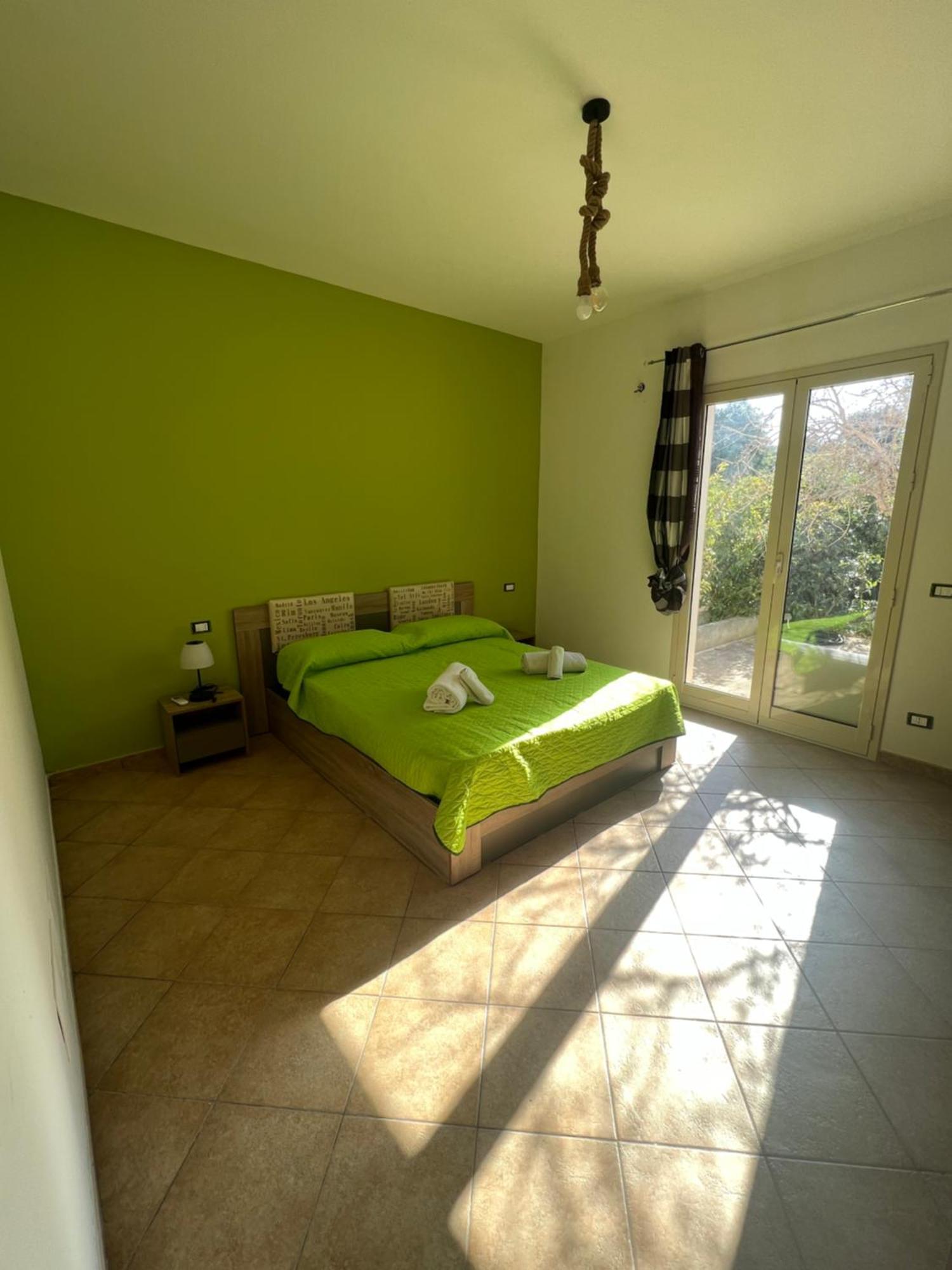 Viky Apartment *